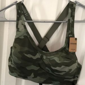 Victoria’s Secret PINK Active Ultimate sports bra